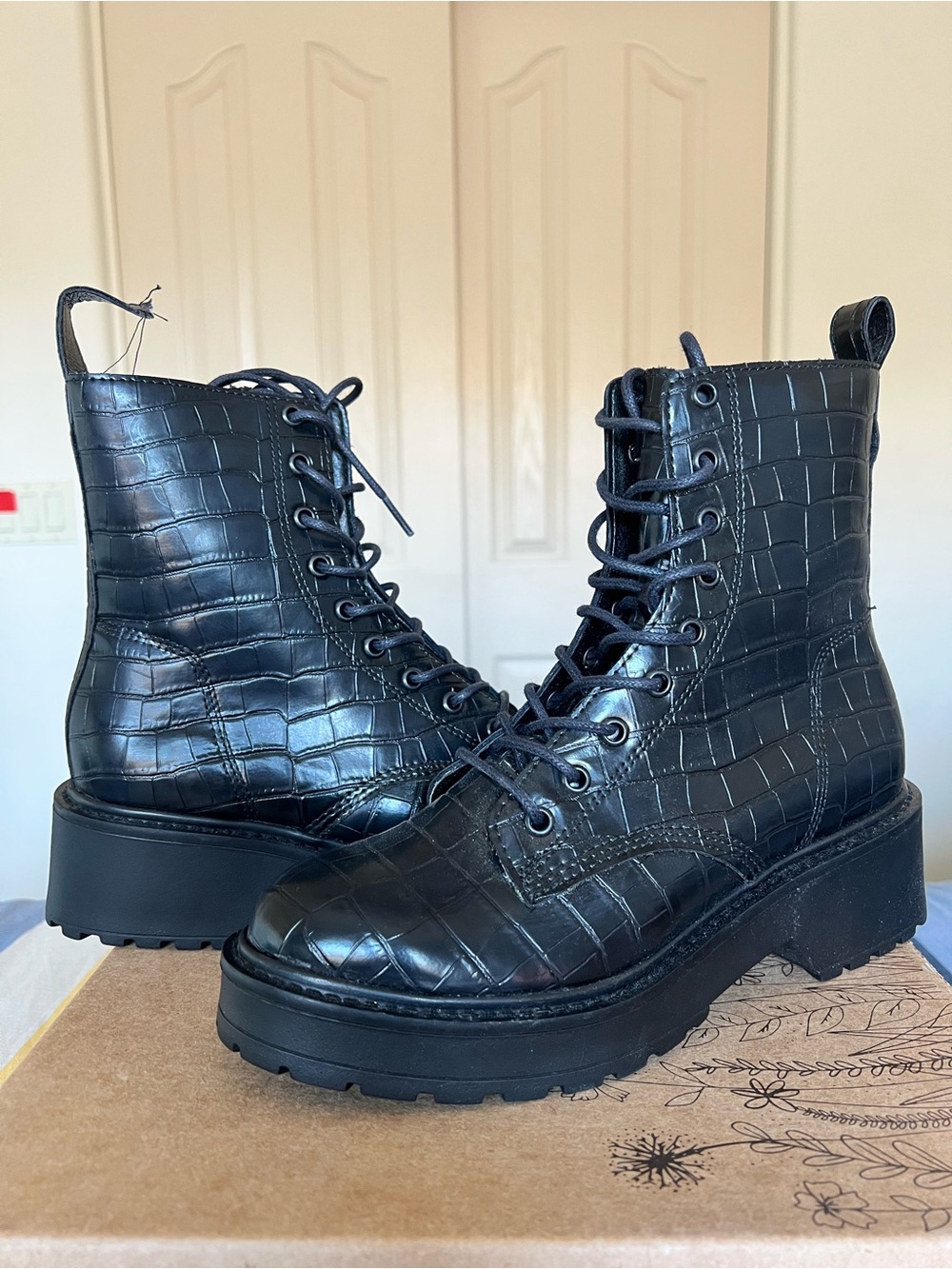 Steve Madden Black Croc-Embossed Lace-Up Platform Boots